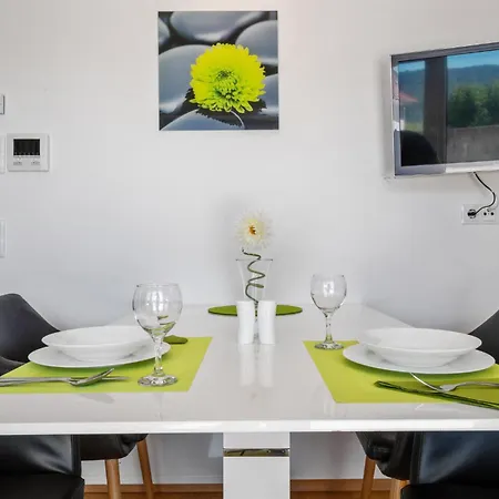 Apartmán Gartenwohnung Pörtschach am Wörthersee
